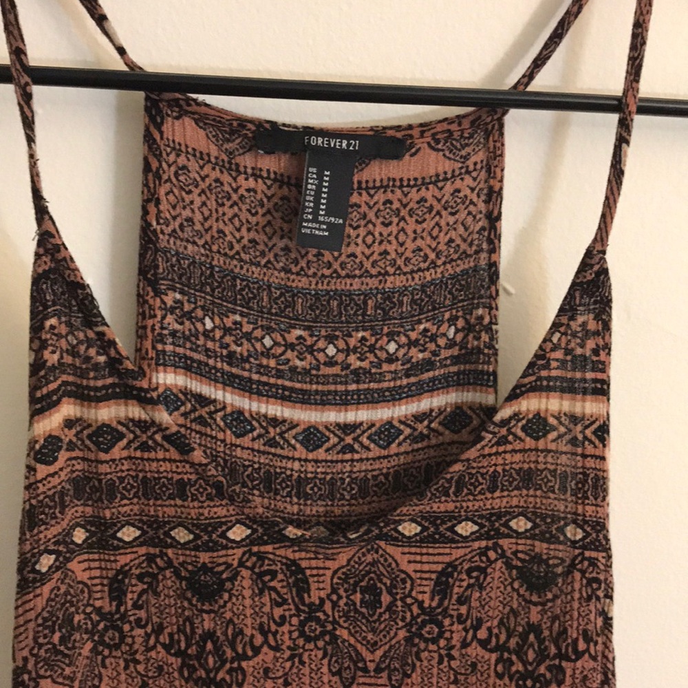 Patterned Crop Top - Picture 3 of 5